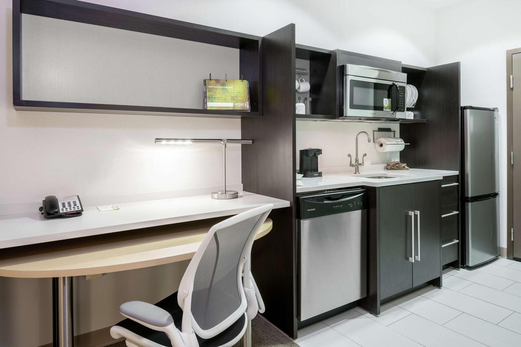 King Studio Suite Non-Smoking